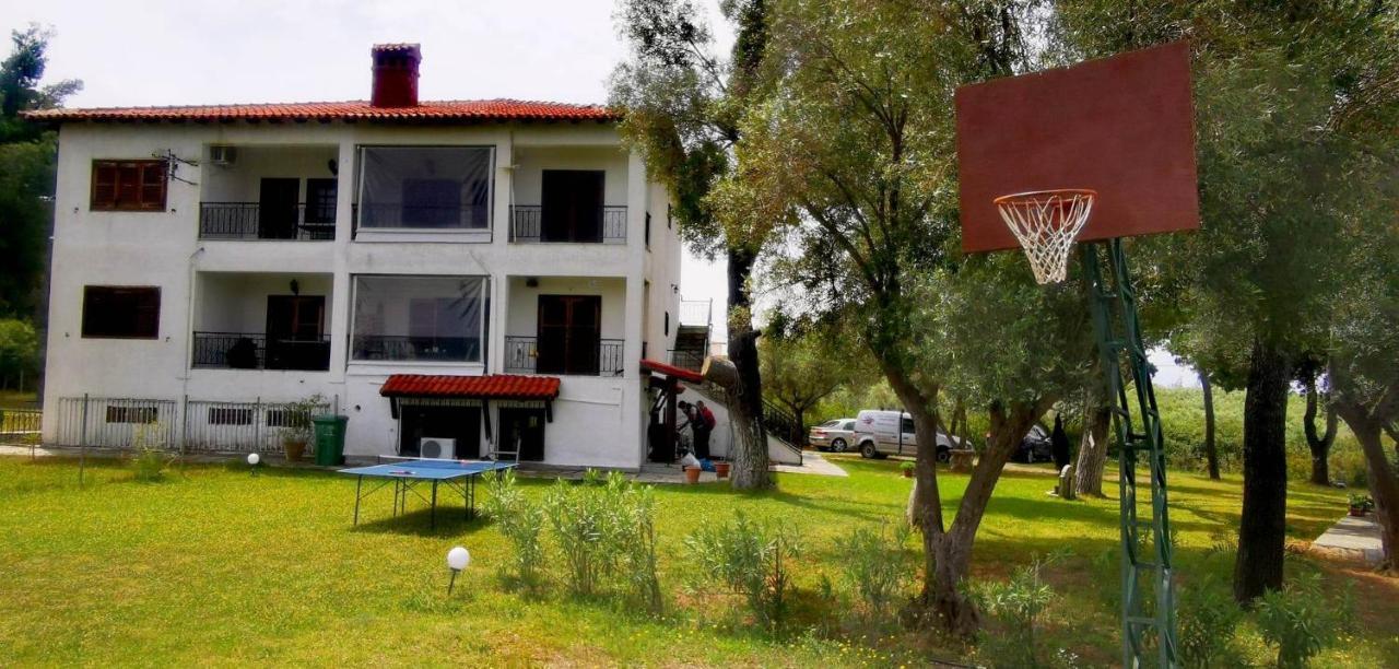 Golden Summer Apartment Néa Fókaia Bagian luar foto